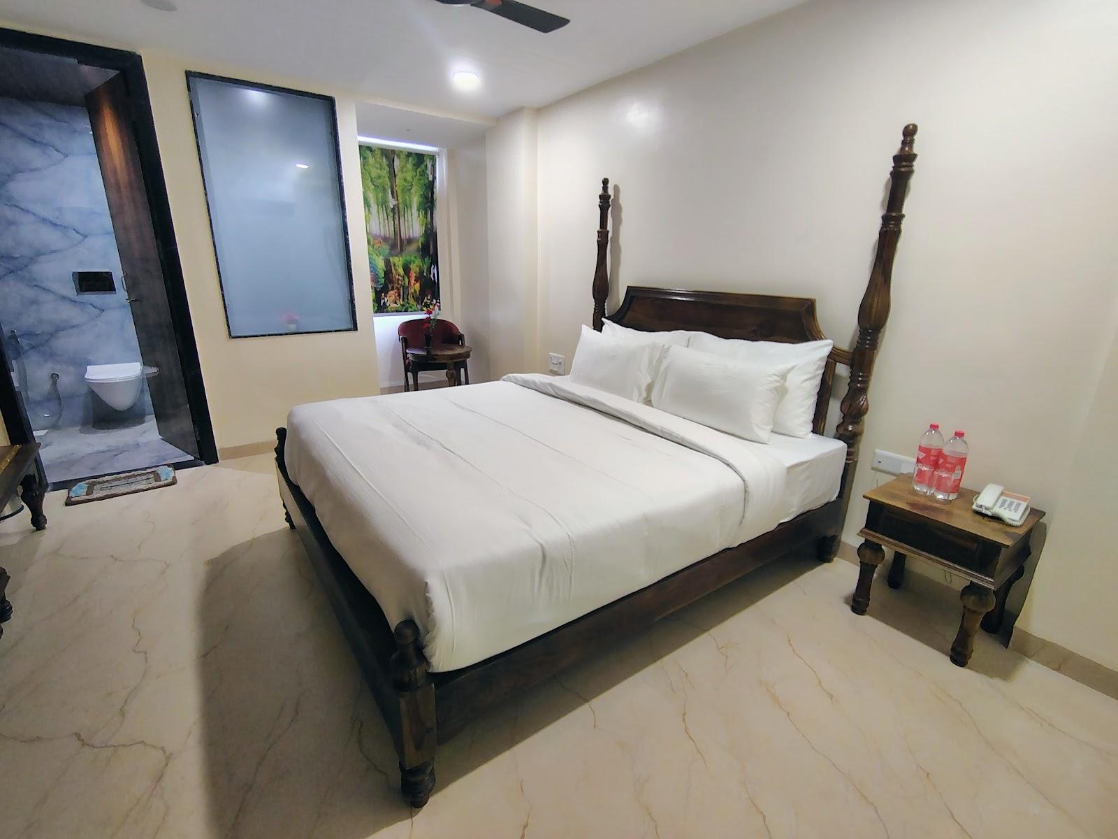 Rajmahal Hotel & Resort – photo 3