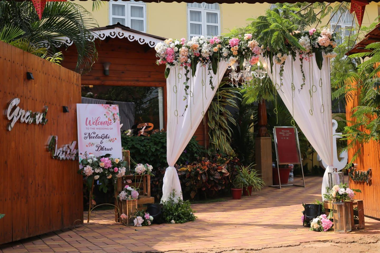 Grand Vatika Resort