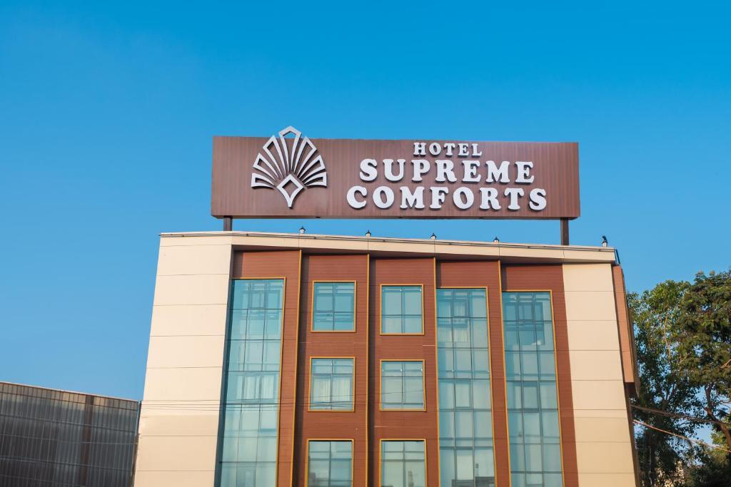 Hotel Supreme Comforts – photo 1