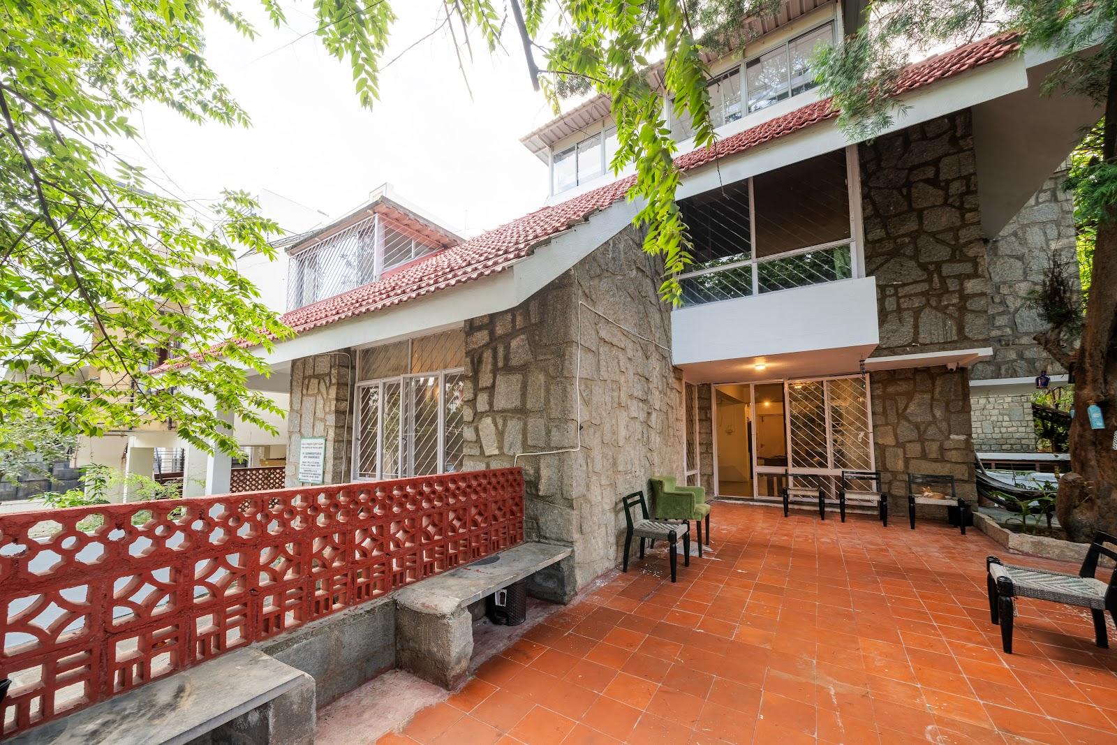 BYOC Hostels – photo 1