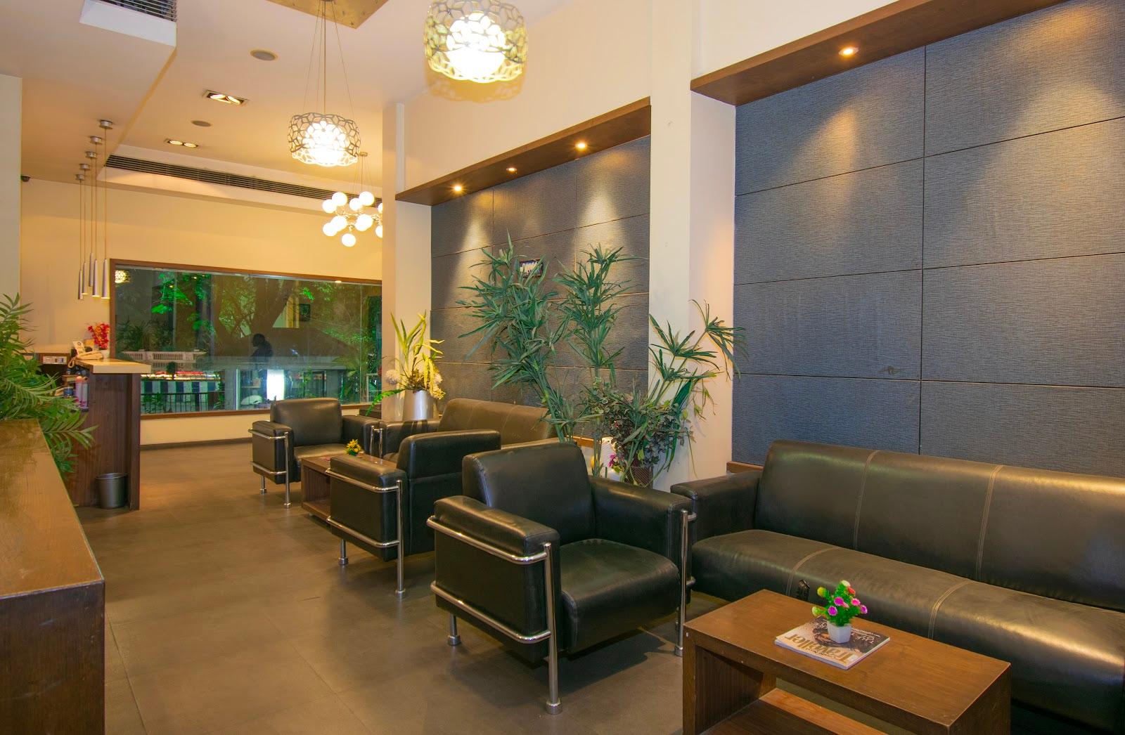 Zolo Lotus Studio - PG In Vishal Nagar | Unisex PG – photo 1