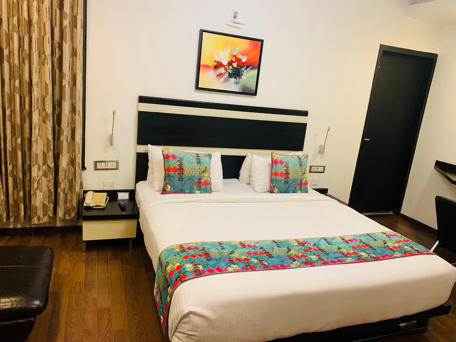 Purple Brigade, Bangalore – photo 1