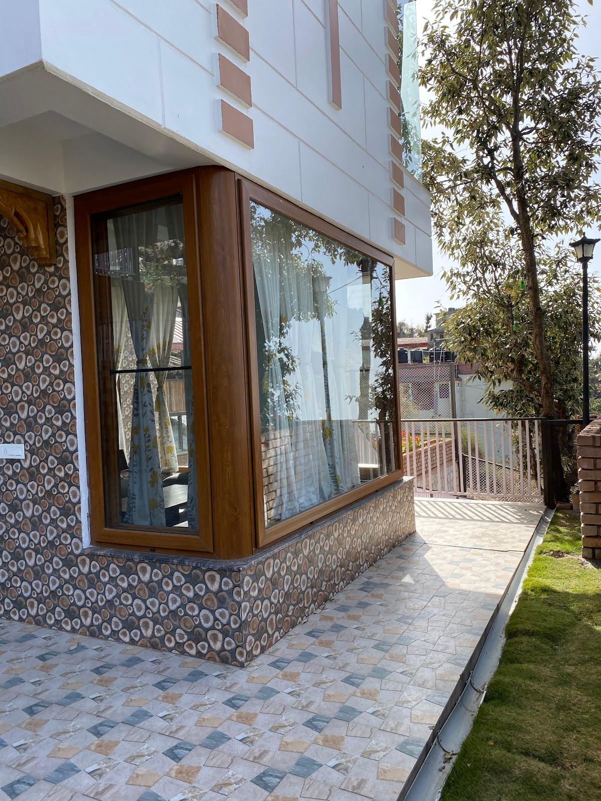 House in the Oaks – photo 4
