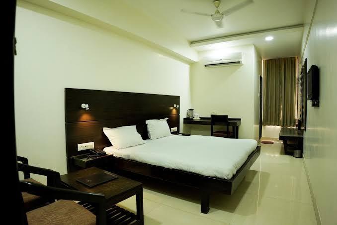 Hotel Sandhu Palace – photo 3