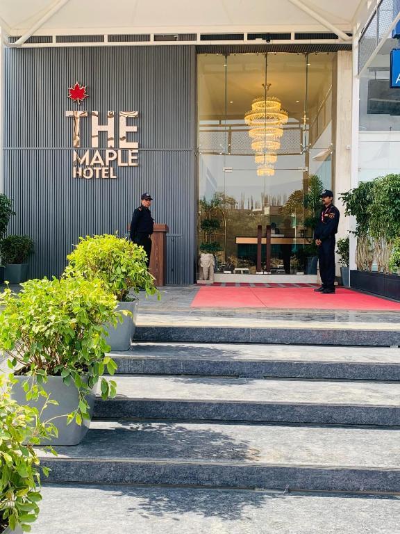 The Maple Hotel – photo 1