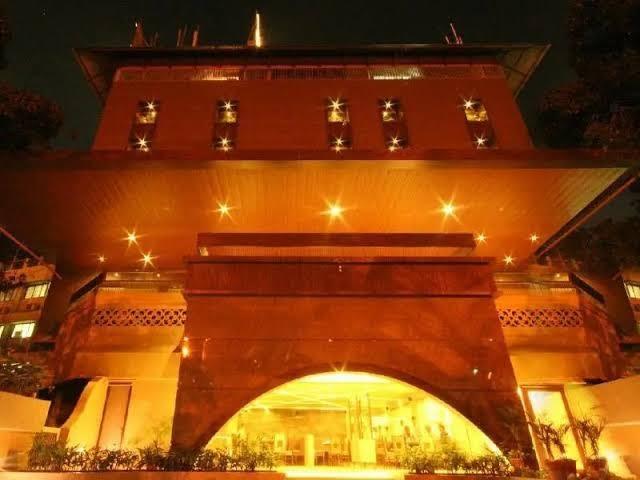 The Maharaja Business Hotel – photo 1