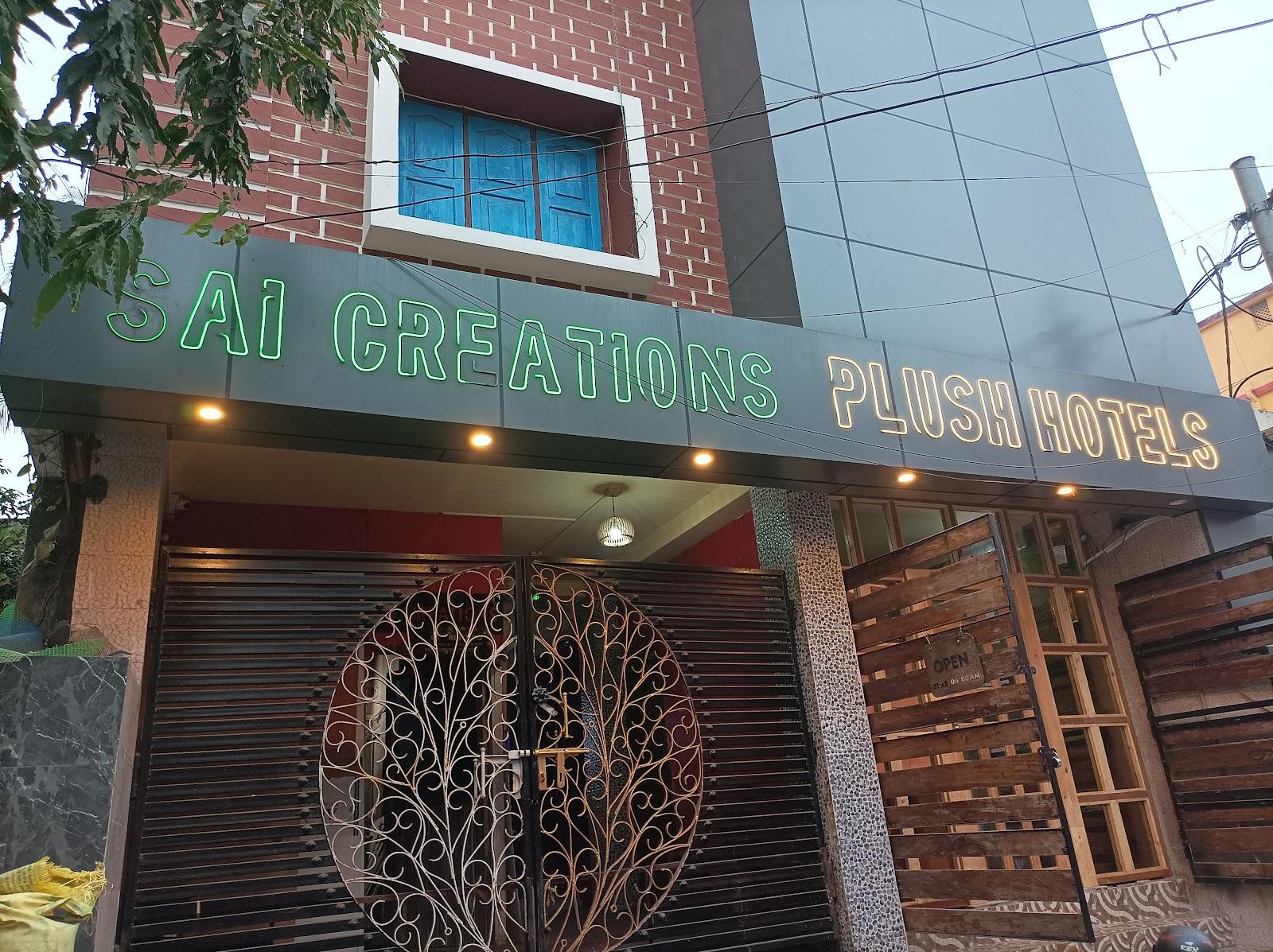 Plush Hotels – photo 3