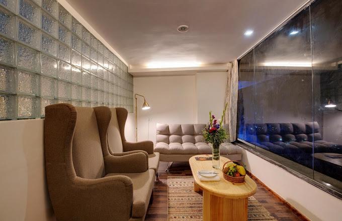 Hotel The Golden Feather – photo 3