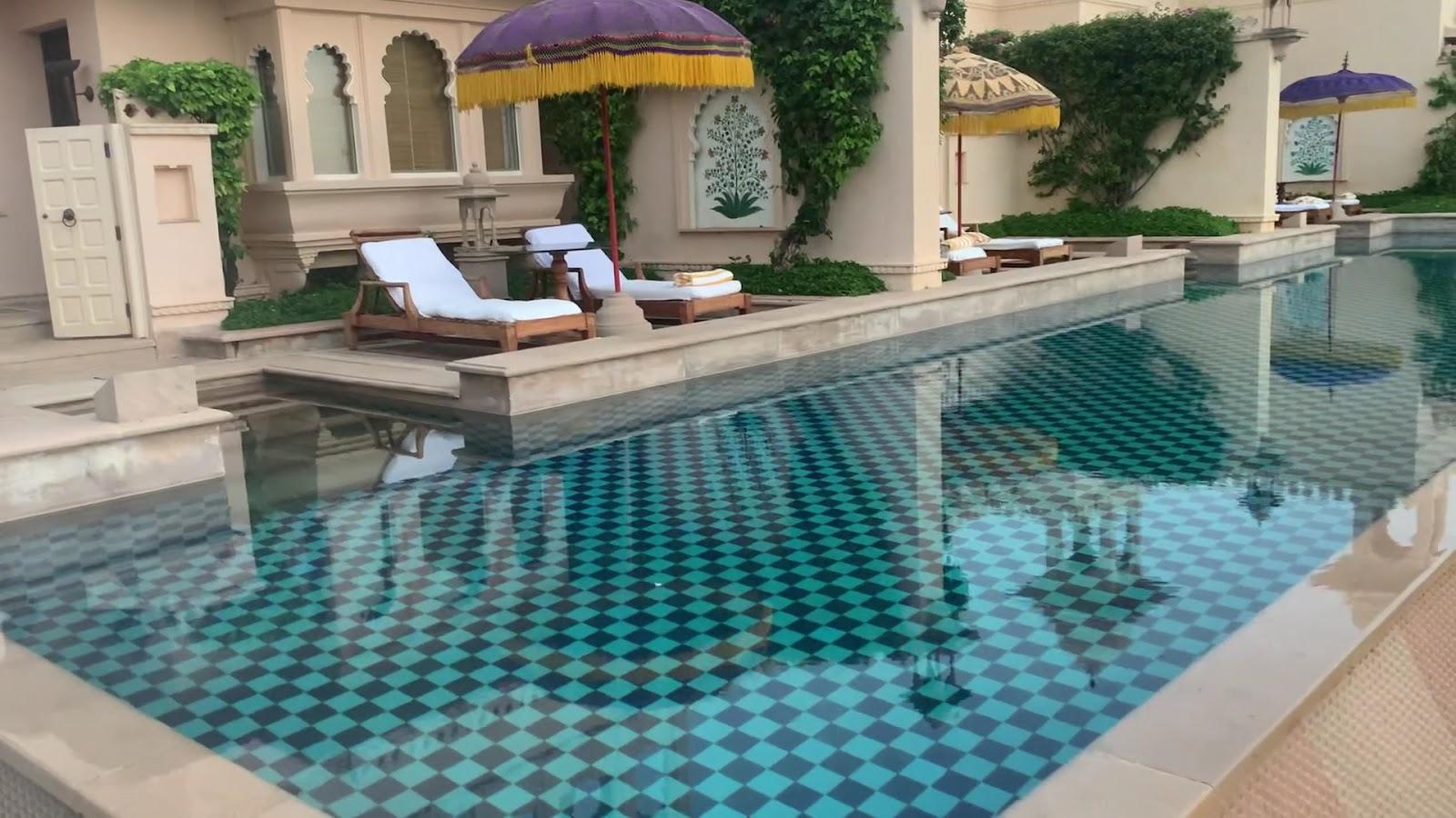 The Leela Palace Udaipur : Udaipur's Only Modern Palace Hotel By Lake Pichola – photo 2