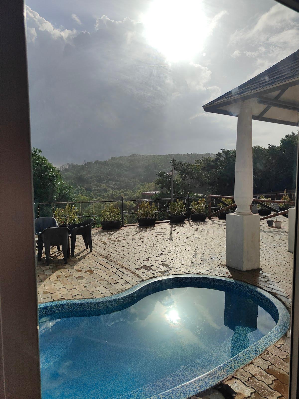 Revellers Resort – photo 3