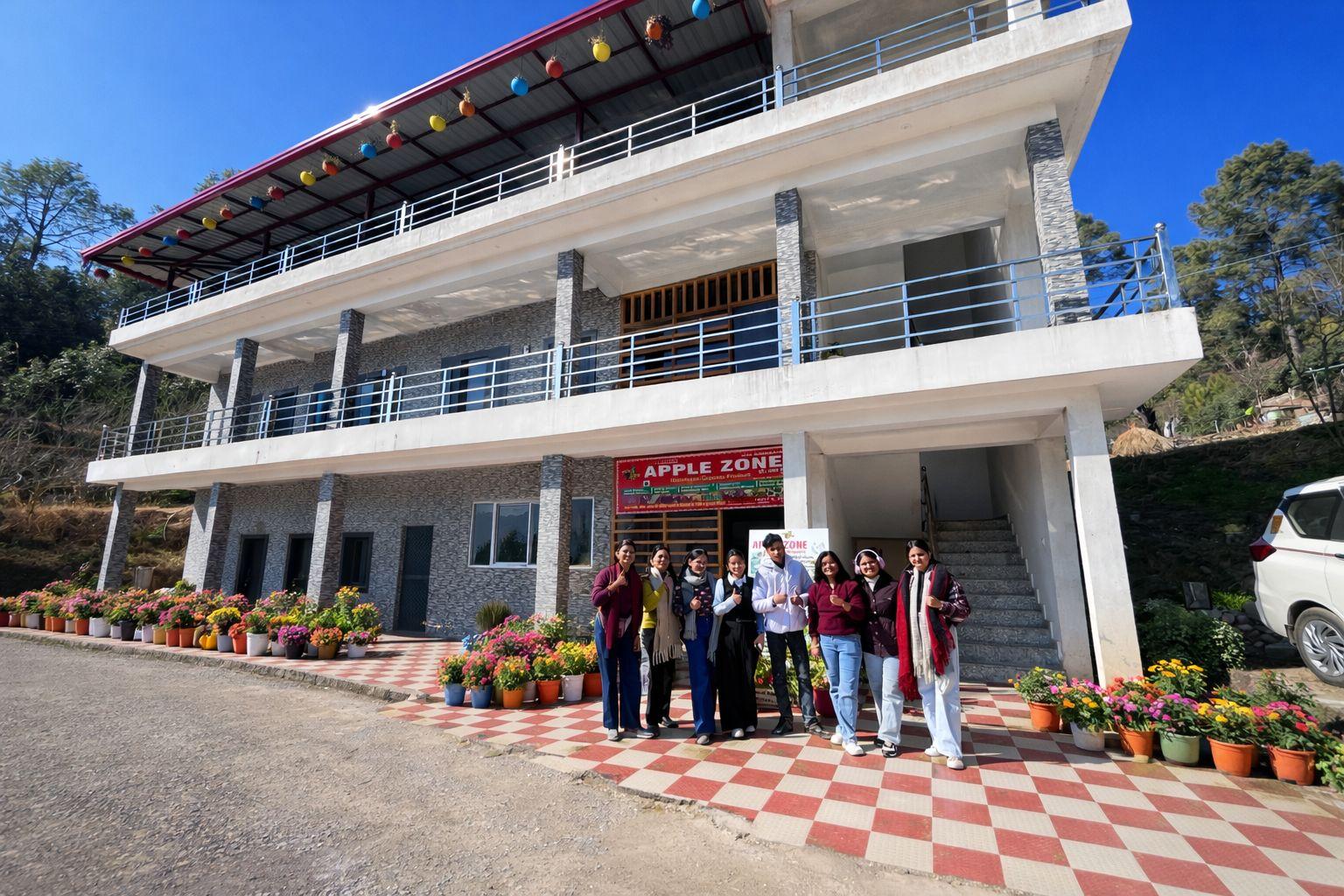 Kumaun Kutir Homestay – photo 1