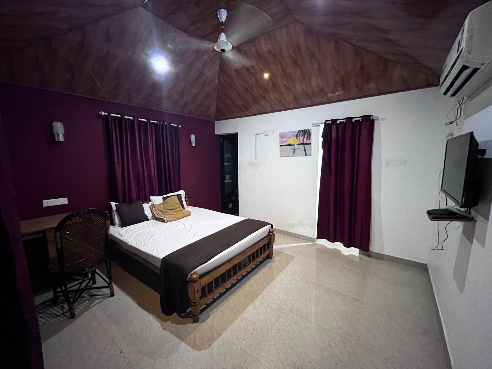 Serene Lake Resort – photo 3