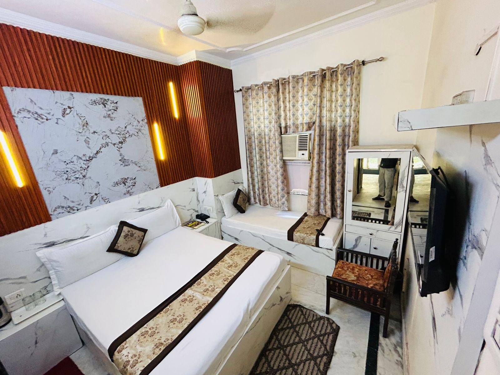 Royal Inn Hotel – photo 2