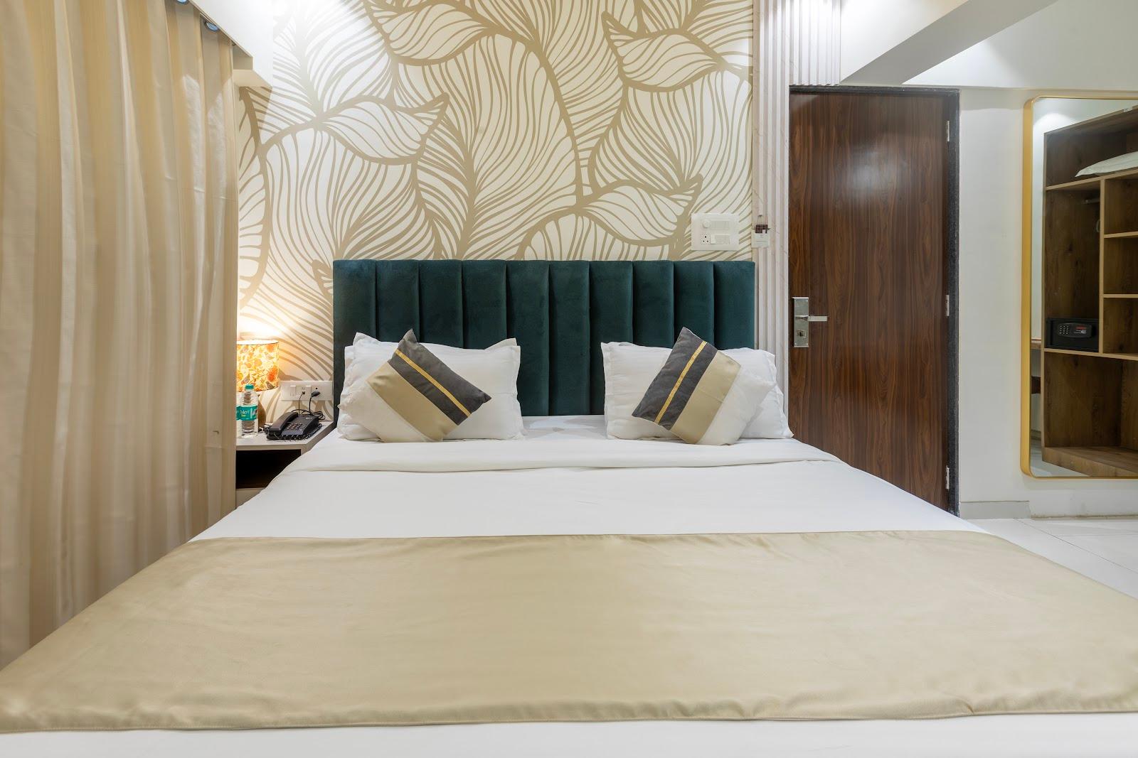 The Orion Premium Suites – photo 3