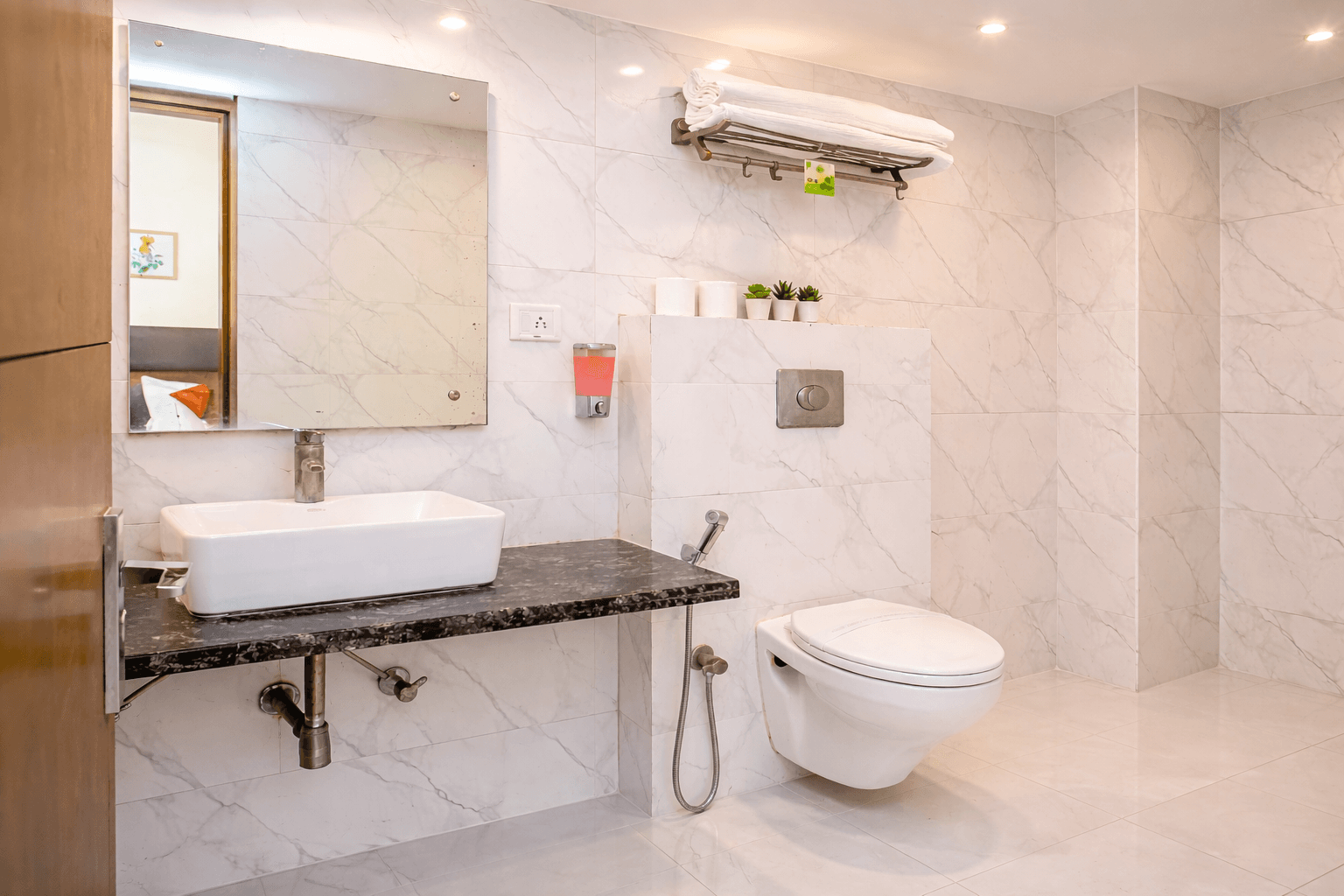 Hotel Golden Oasis Delhi – photo 4