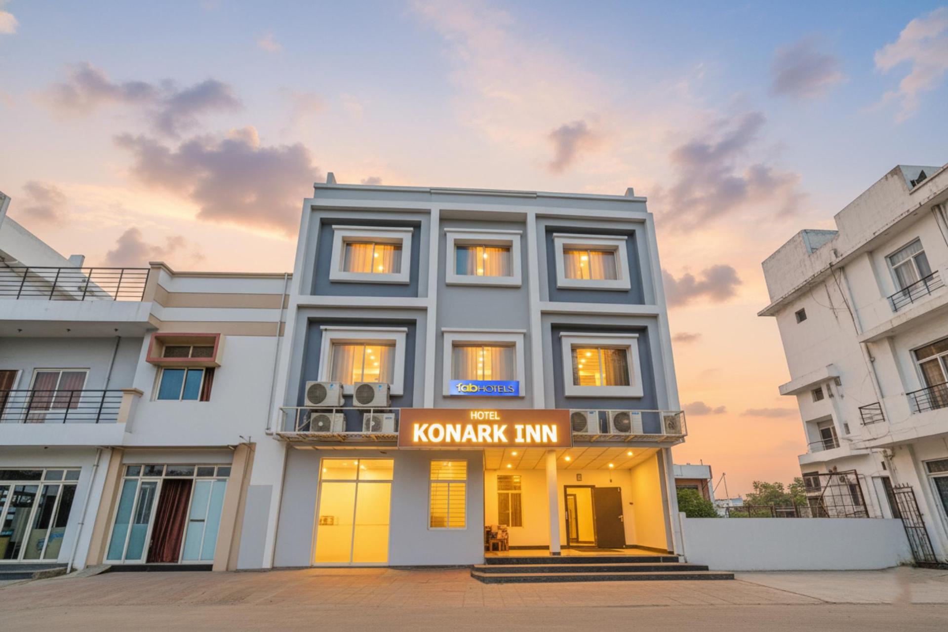 KONARK INN HOTEL – photo 1
