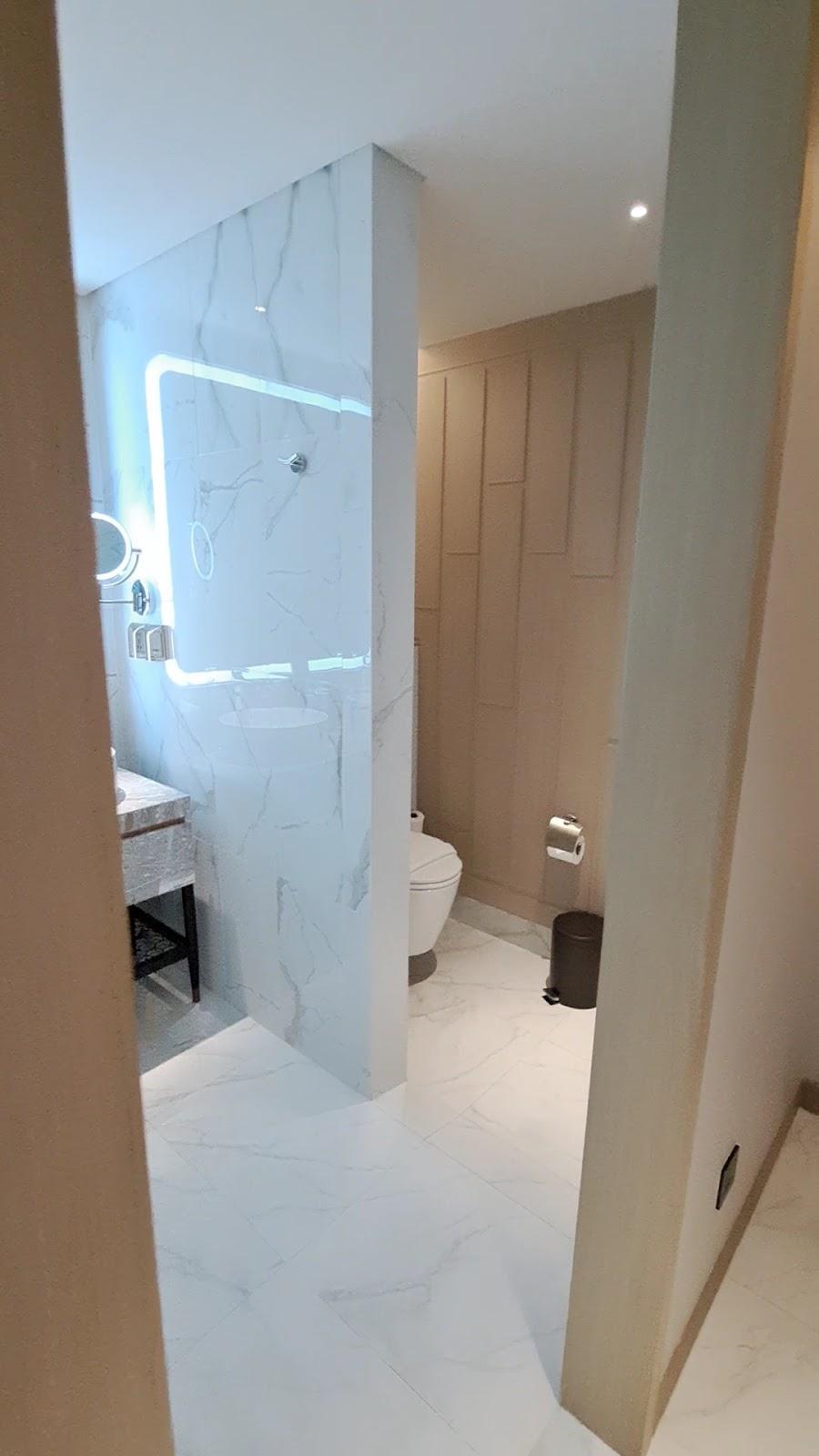 Amari Bangkok – photo 2