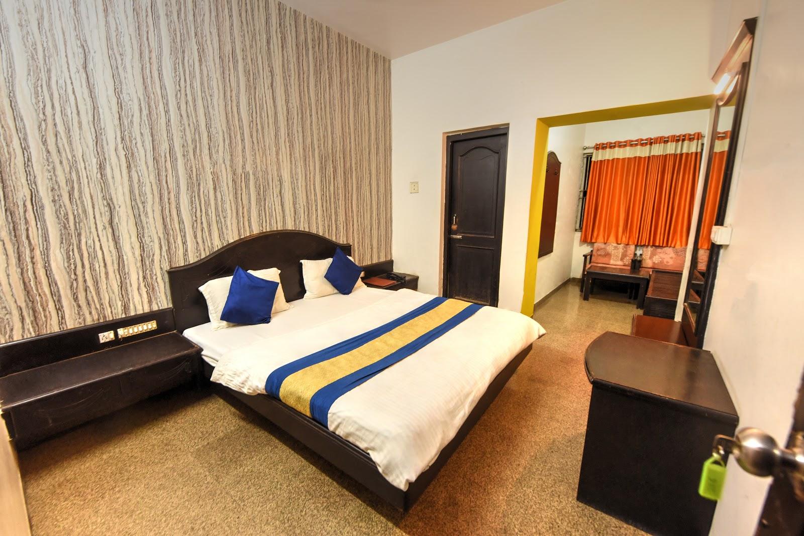 Hotel Dev Residency Mount Abu (500mtr From Nakki Lake) – photo 3