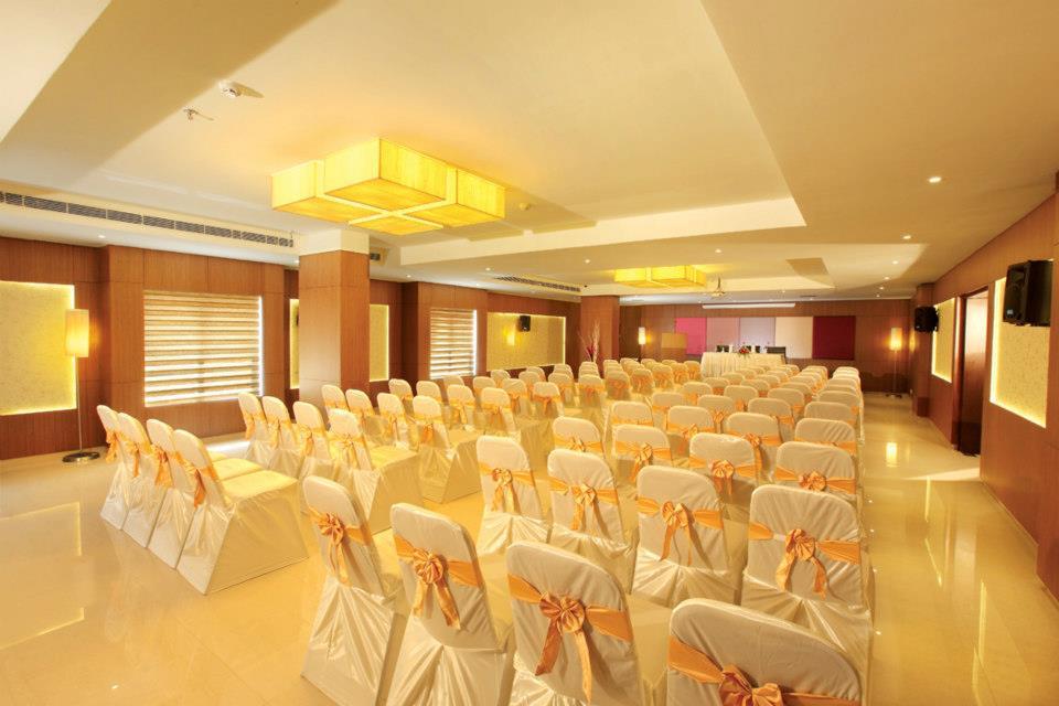 JK Residency (4 star Business Hotel) – photo 4