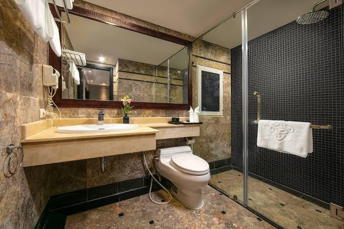 Scent Premium Hotel and Sky Bar – photo 4