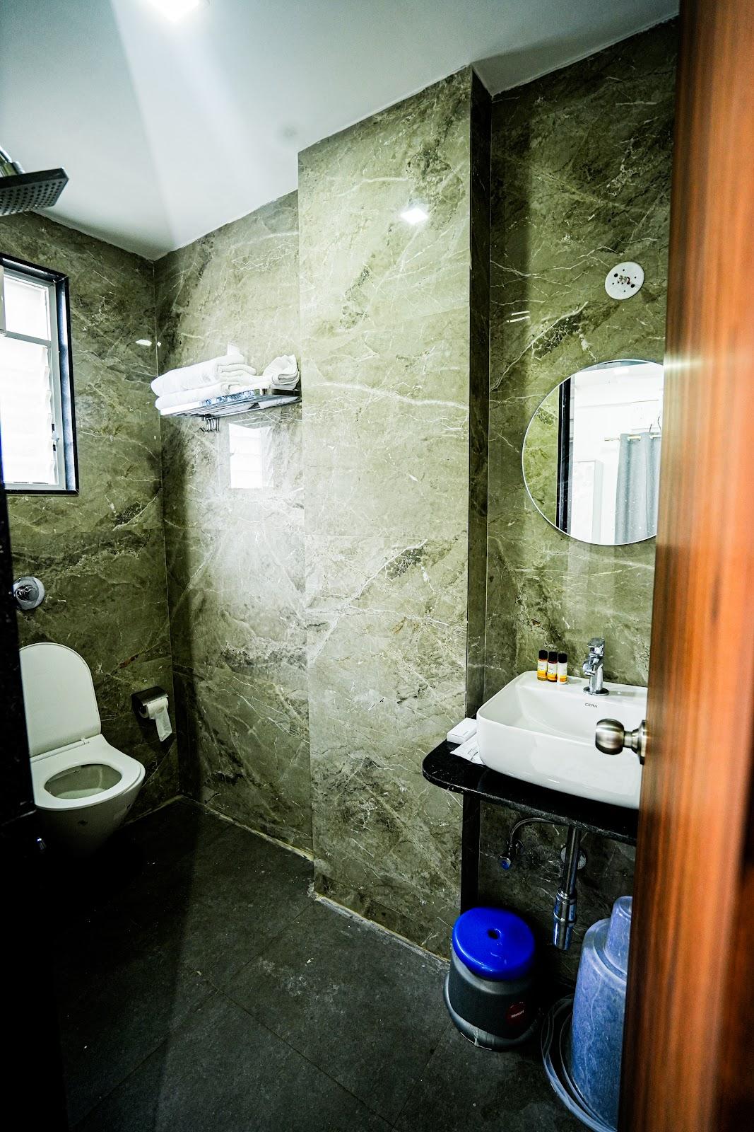 SwagStay Hotel Riviera – photo 3