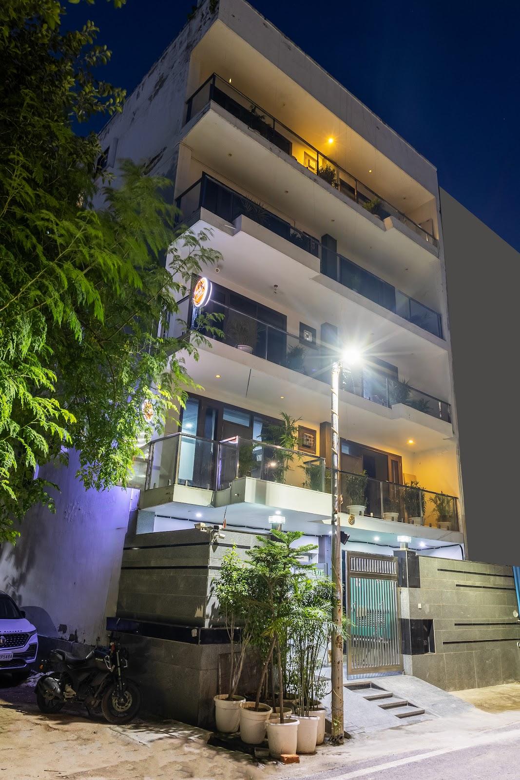 Hotel Aerostar Gold by Happy Home – photo 1