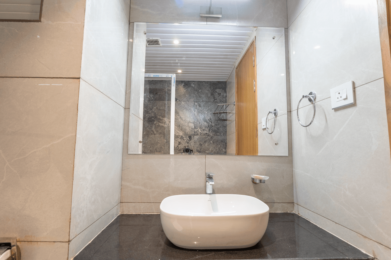 Braj Nidhi Guest House – photo 2