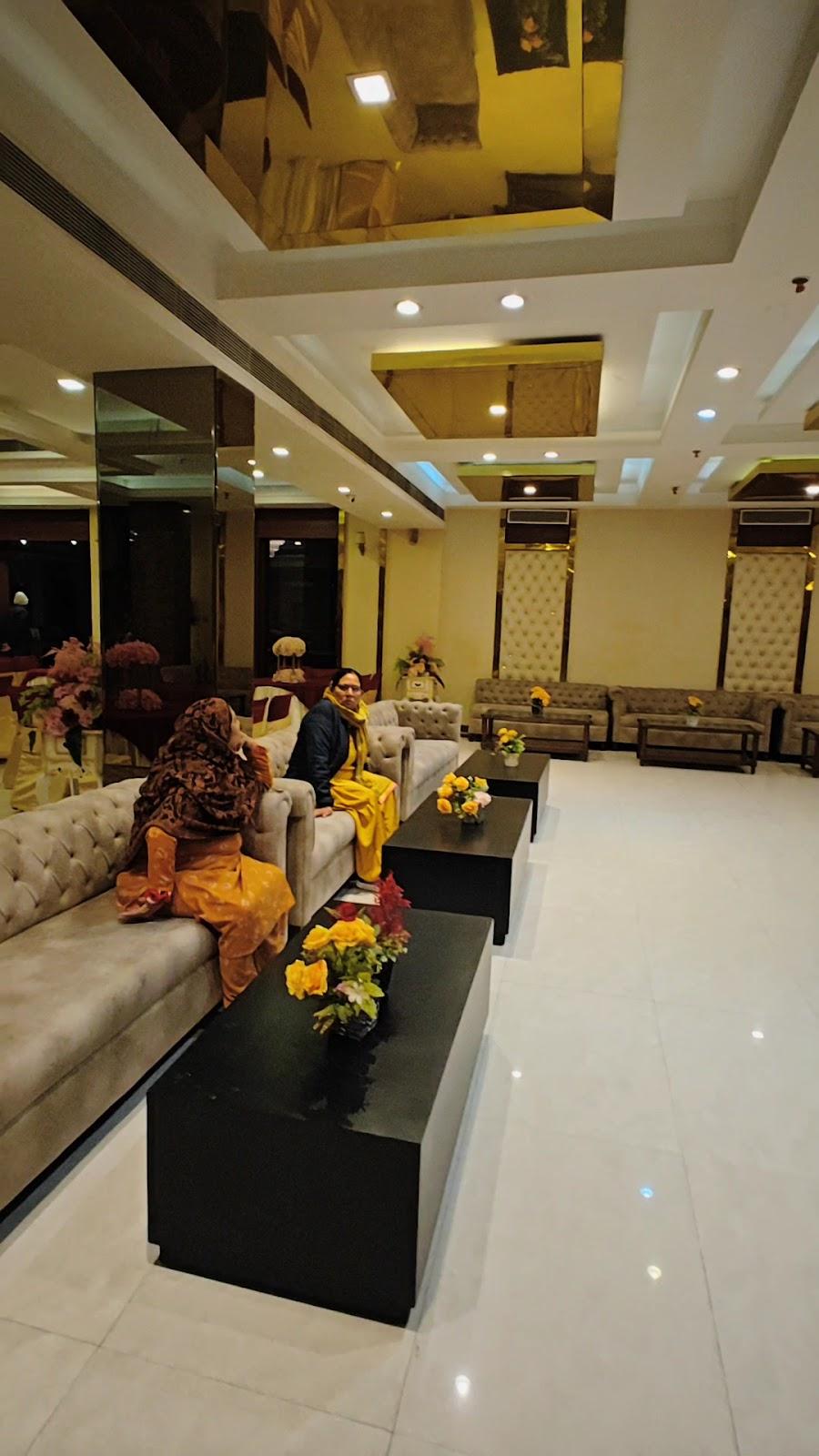 Hotel S C Residency – photo 1