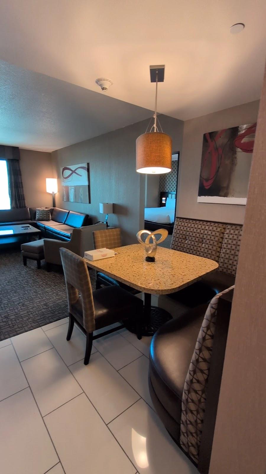 Golden Nugget Las Vegas Hotel & Casino – photo 2