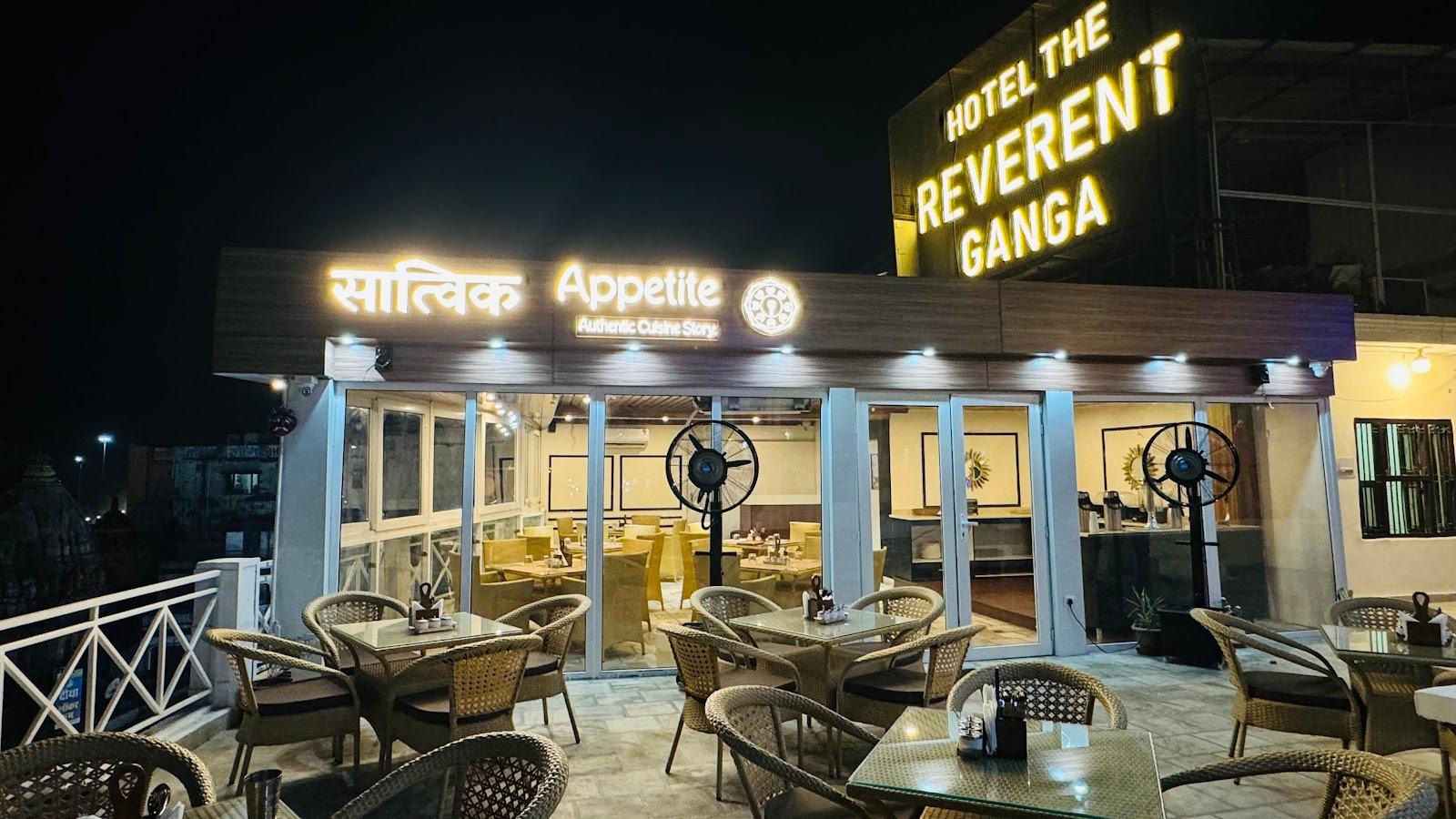 HOTEL The Reverent Ganga