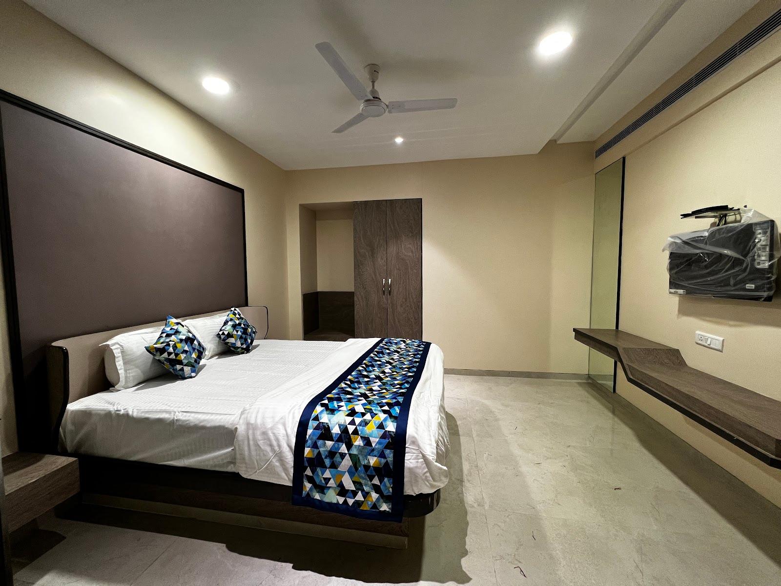Hotel Pinaka Inn – photo 3