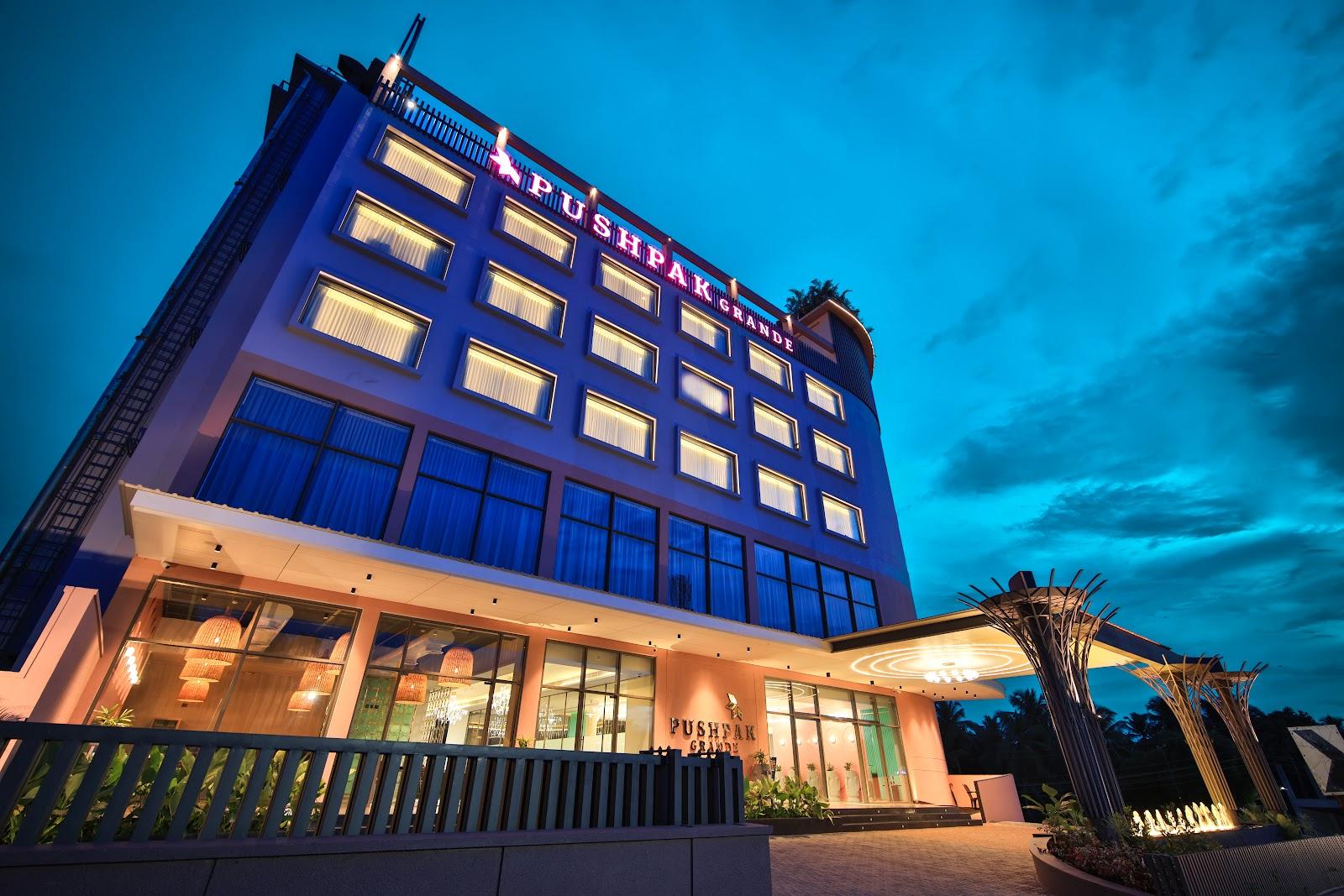 Hotel Pushpak Grande – photo 1