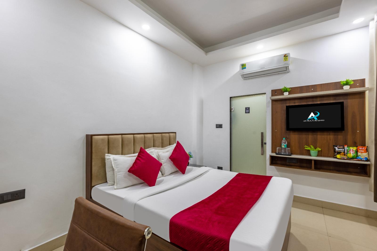 Hotel Aura Grand SECTOR - 63A Noida – photo 2