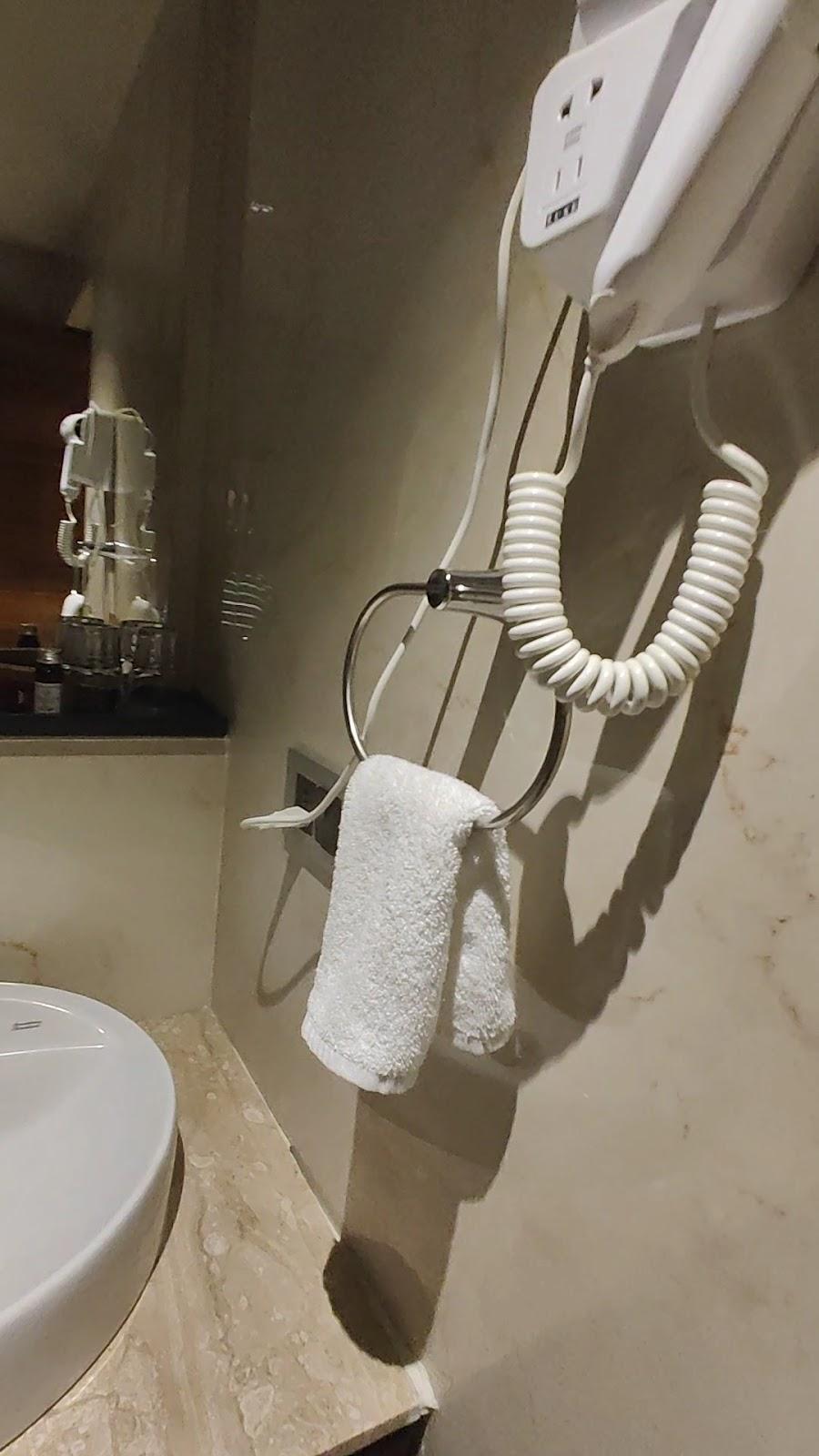 Lazdana Hotel Bangalore – photo 2