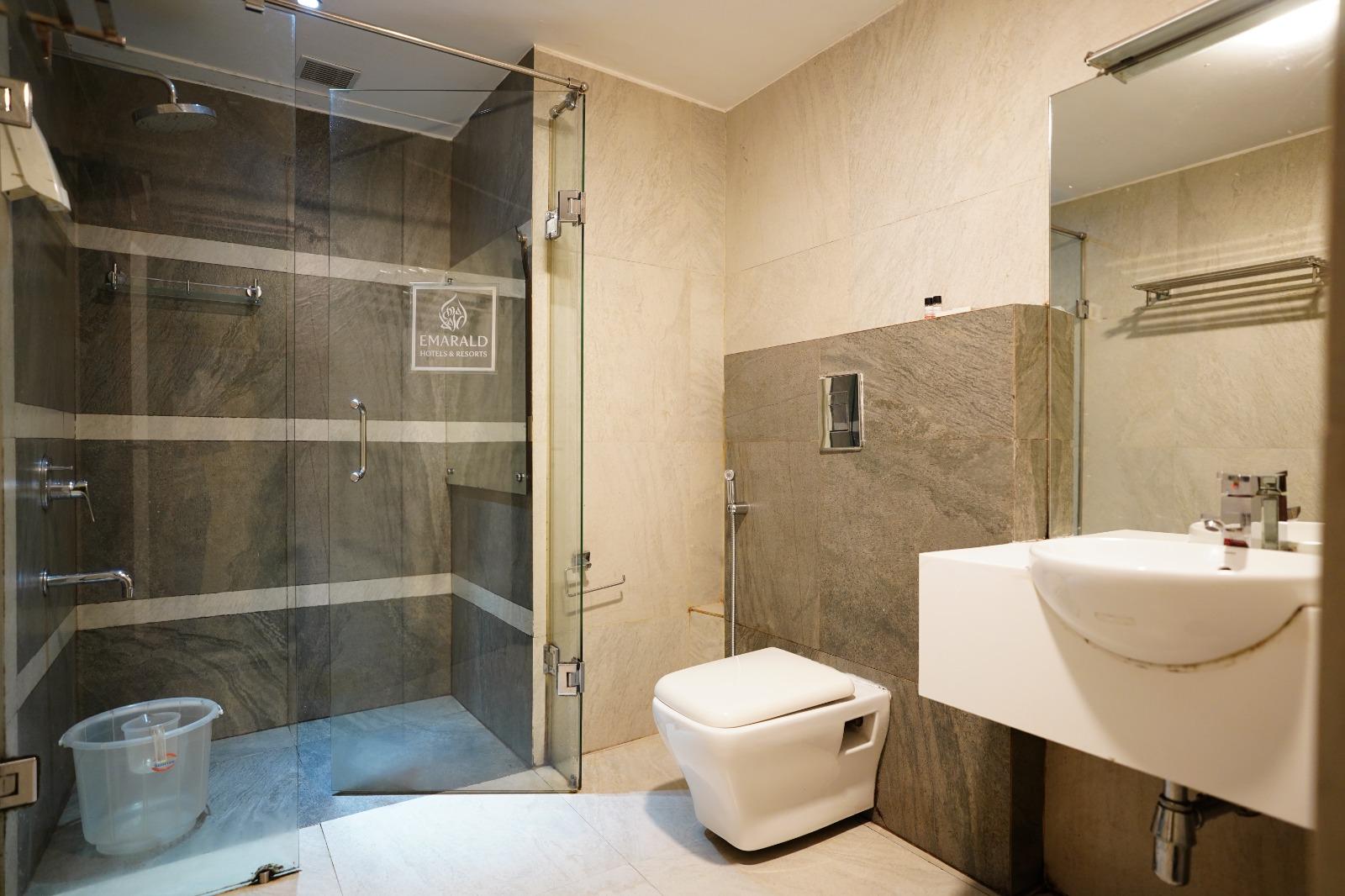 Emarald Hotel – photo 4