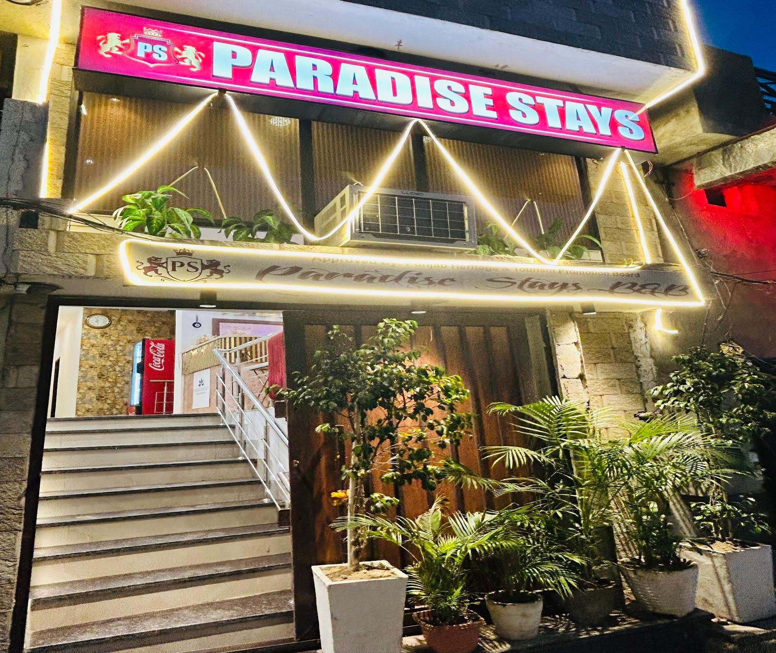 Hotel Paradise Stays – photo 1