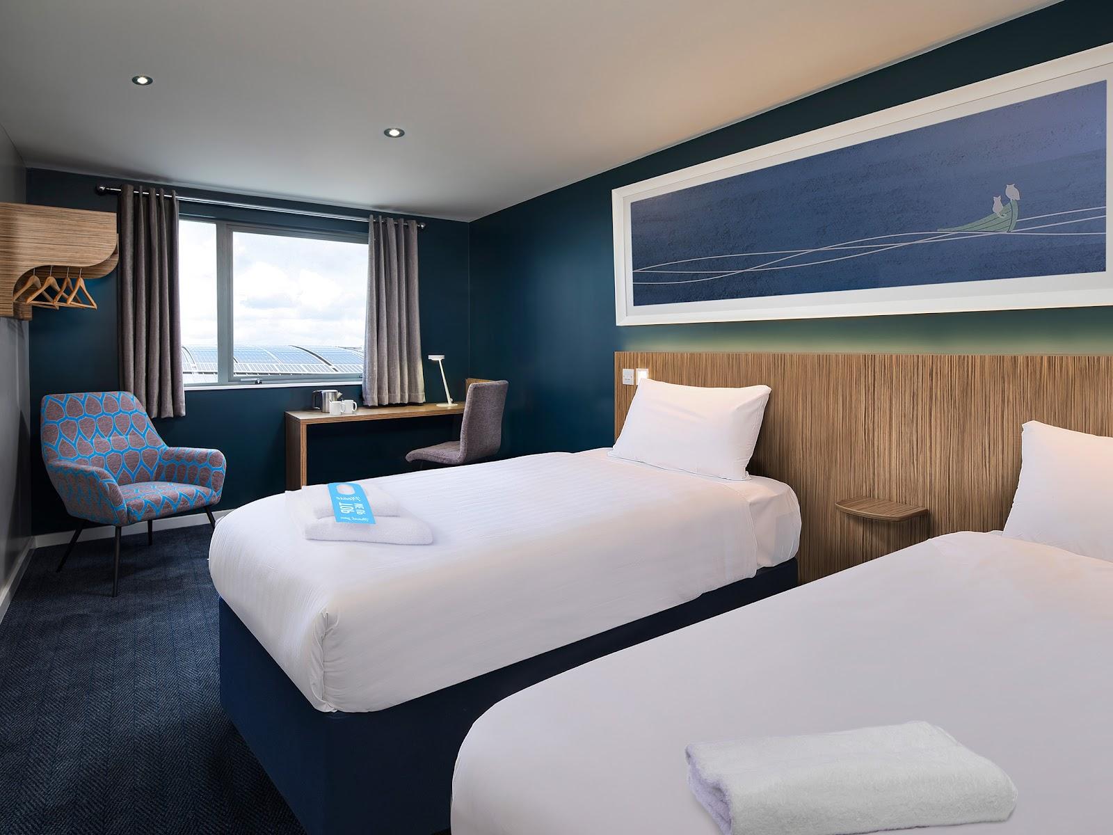 Travelodge Poole – photo 3
