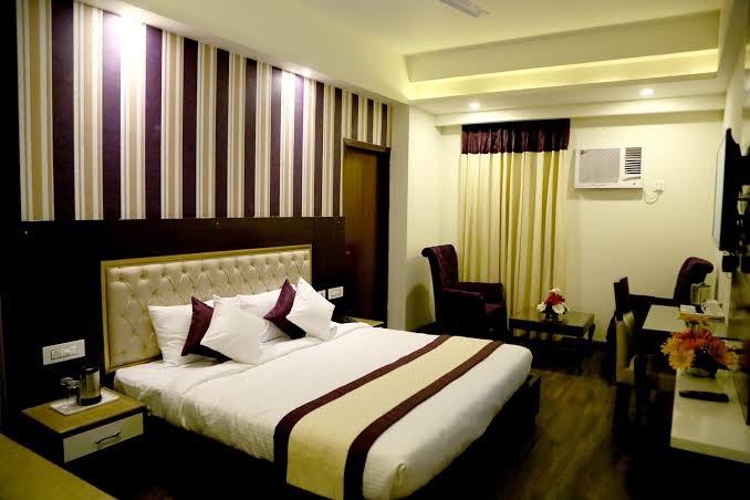 Hotel S C Residency – photo 3