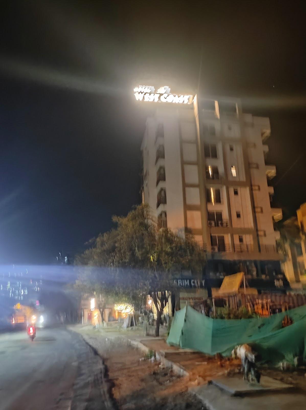 HOTEL THE WEST COAST – photo 2