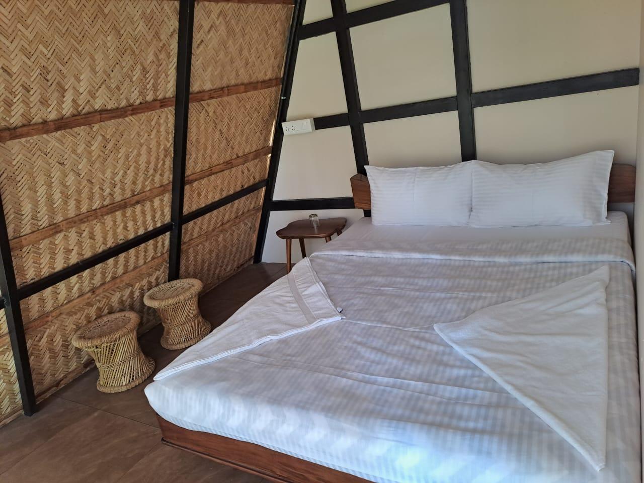 Li'l Thatched Camp – photo 3