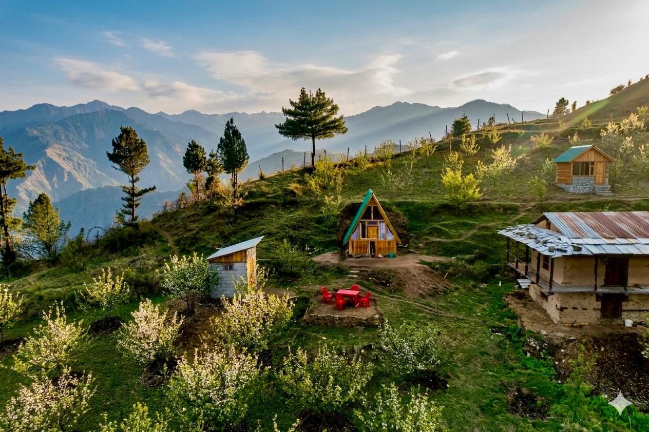 HIma 360 | A-Frame Cabin · Panoramic Sainj Valley Views – photo 1