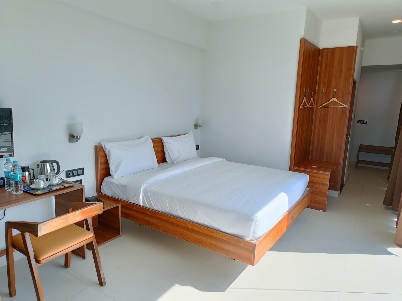 The Cliff Edge Coorg Hotel – photo 3