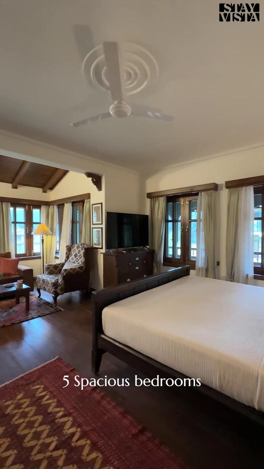 StayVista at Snowdrop House in Bashisht | 5 BHK Premium Holiday Home – photo 3