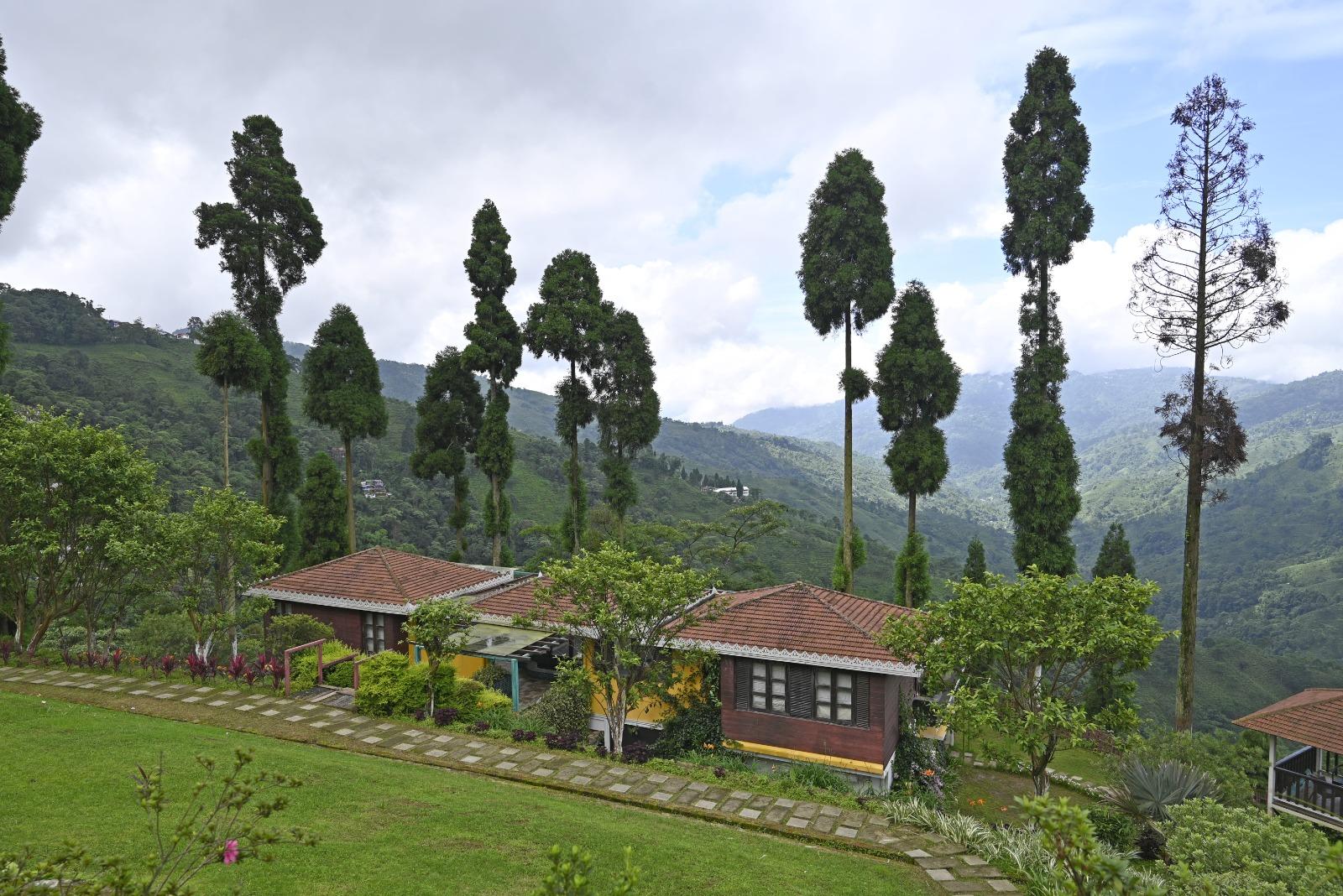 Chamong Chiabari - Mountain Retreat