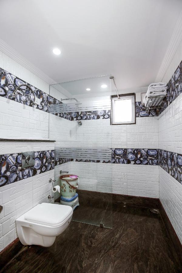 The Grand White Hotel – photo 4