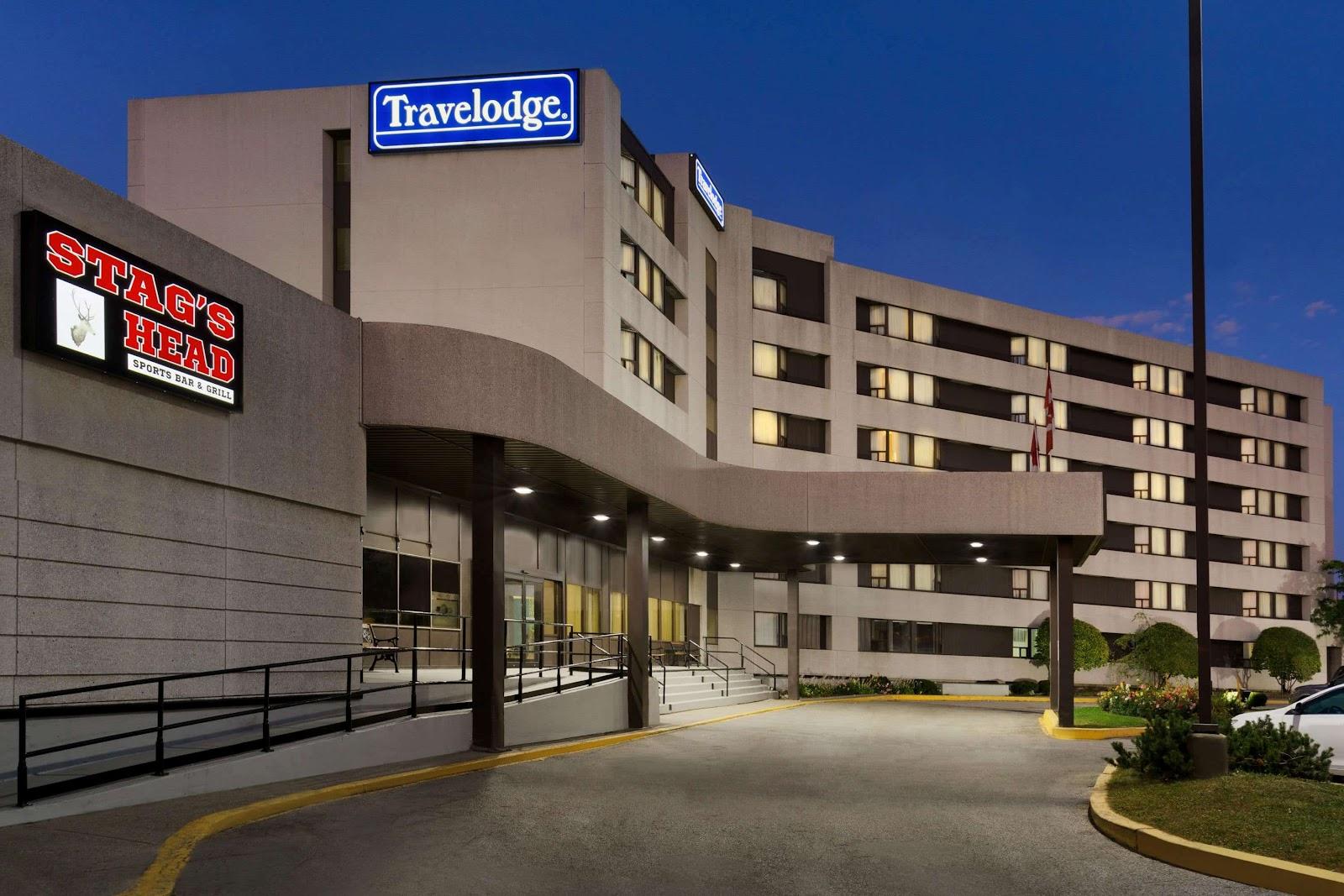 Travelodge by Wyndham Toronto East – photo 1