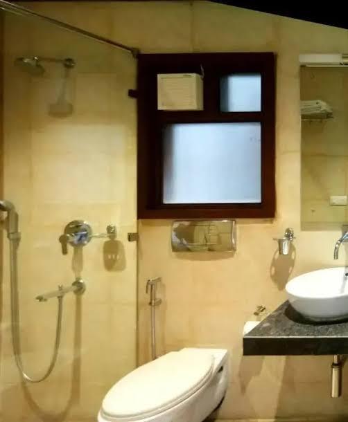 UDS Villa - Deluxe B&B - walking to VFS, Connaught Place & Janpath – photo 4