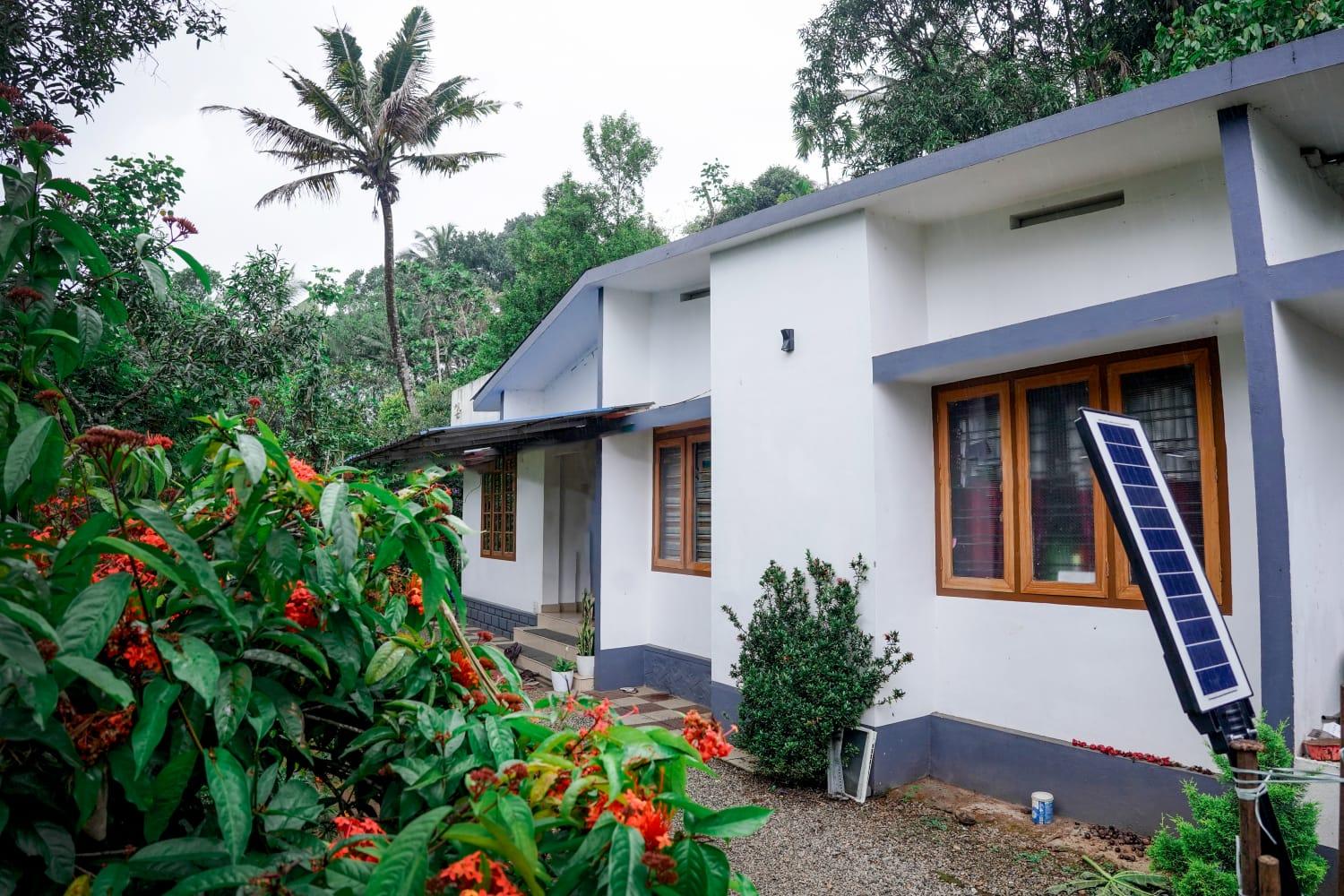 Koonamparayil Home Stay Munnar Anaviratty – photo 1