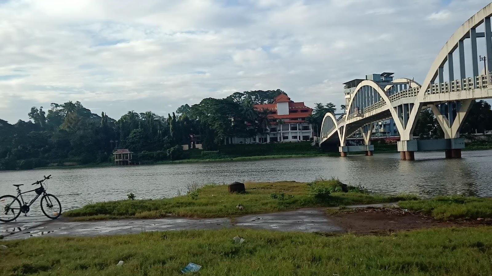 Aluva Palace – photo 2