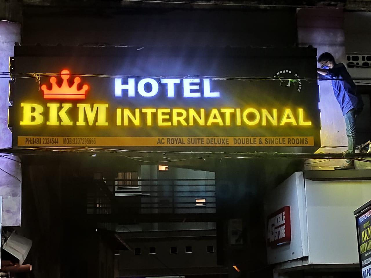 Hotel B K M International – photo 1